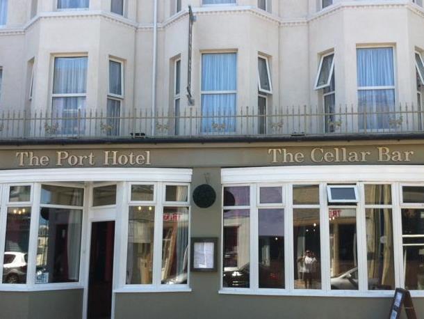 The Port Hotel Portrush Exterior photo